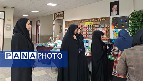 نمایشگاه دست‌سازه در دبیرستان ذبیح الله هوشیار