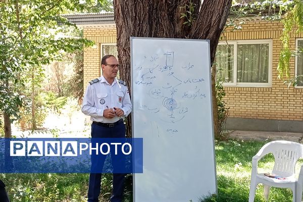 برگزاری دوره توانمند سازی مربیان پیشتاز در منطقه پردیس 