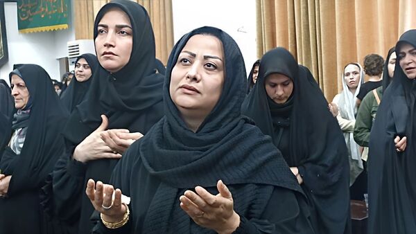 لالایی‌های مادران محمودآبادی برای طفل شش ماهه کربلا 