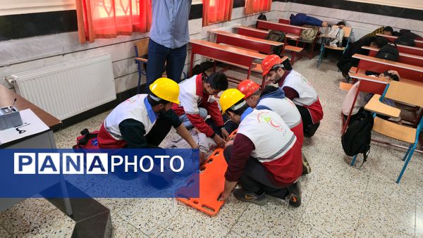 بیست‌وهفتمین مانور زلزله و ایمنی در مدارس شهرستان محلات 