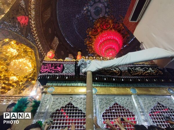 حال و هوای حرم امامین عسکریین خانه پدری امام زمان (عج)