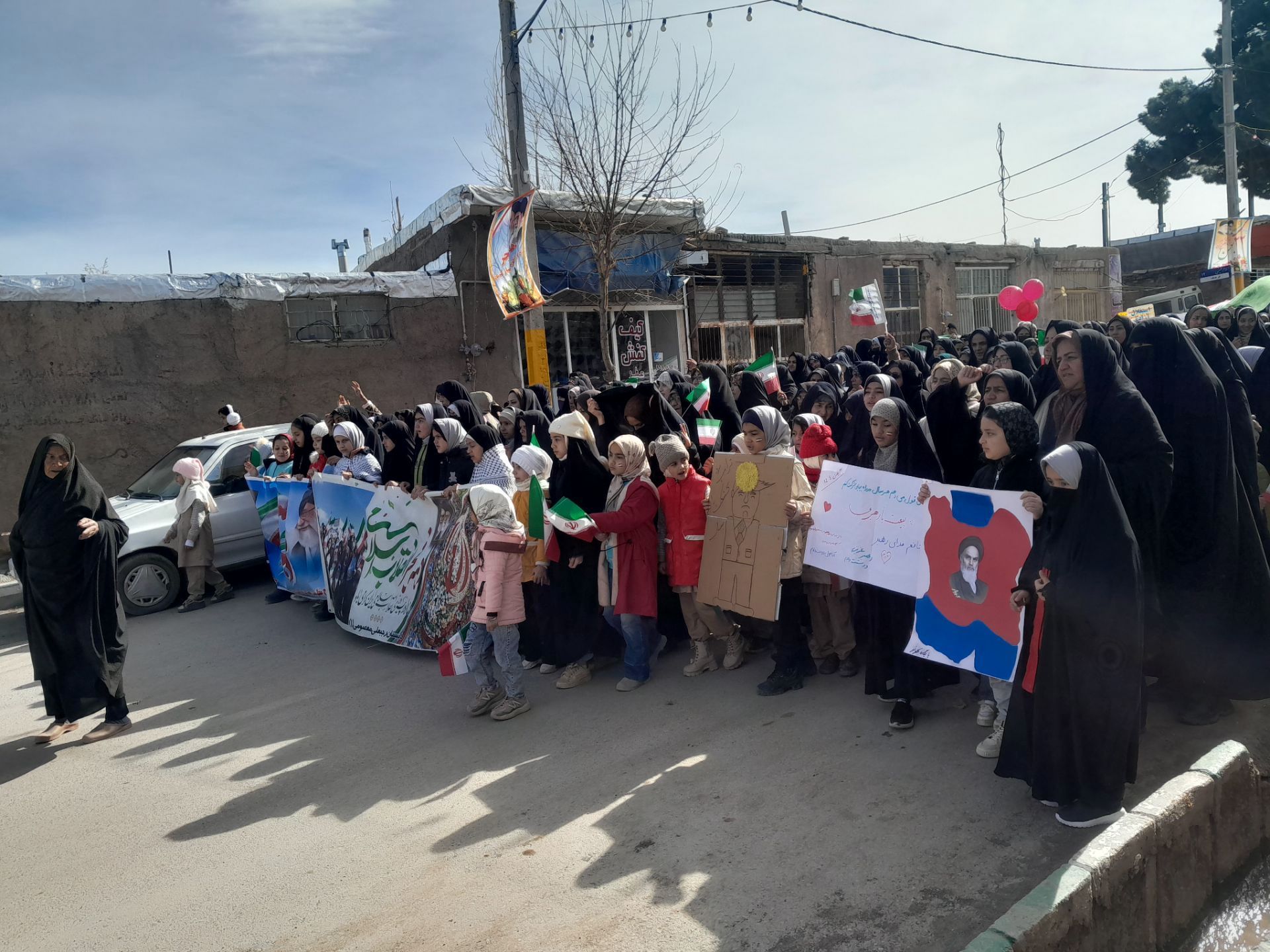 حضور پرشور مردم نسر در یوم‌الله ۲۲ بهمن؛ تجدید میثاق با آرمان‌های انقلاب