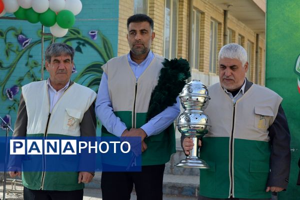 عطر رضوی در جشن نیمه شعبان مدرسه حکمت