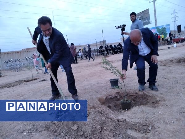 پویش مردمی درخت یادگار در یزد 