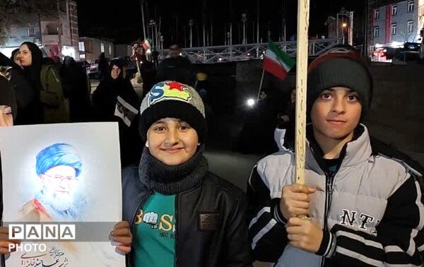 بیعت با رهبر جدید انقلاب در شهر ازندریان