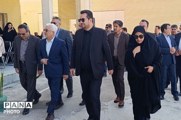 آیین زنگ سپاس معلم در هنرستان نور هل اتی حصار گرمخان
