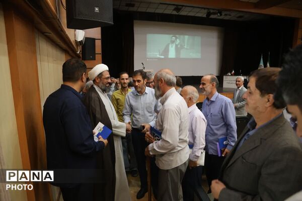 حضور نماینده ولی‌فقیه در استان همدان در خبرگزاری پانای همدان