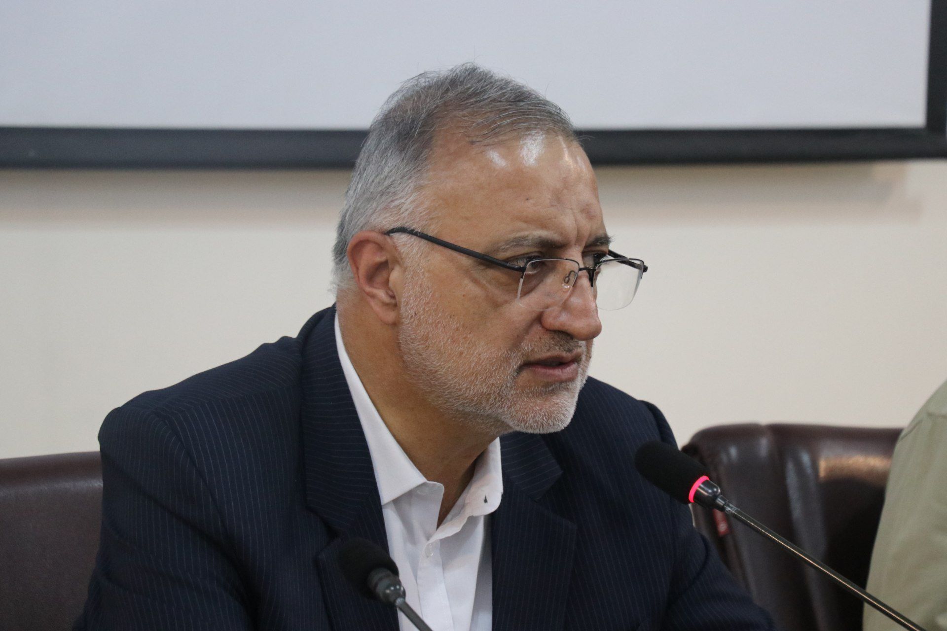 حکمرانی کشور هنوز با بیانیه گام دوم انقلاب منطبق نشده است