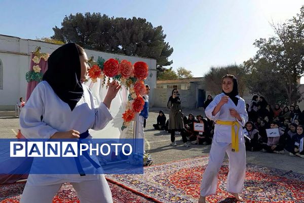 افتتاح المپیاد ورزشی در مدرسه زکیه صباشهر