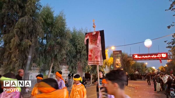 مراسم علَم کشی و کاروان نمادین اسرای کربلا در قم