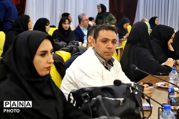 نشست خبری مدیرکل نوسازی، توسعه و تجهیزات مدارس آذربایجان شرقی