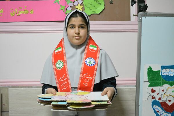 افتتاحیه طرح  «ایرانمون» در مدرسه شهدای گمنام بهارستان‌دو