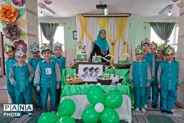 جشن قرآن در دبستان پانزده خرداد شهرری