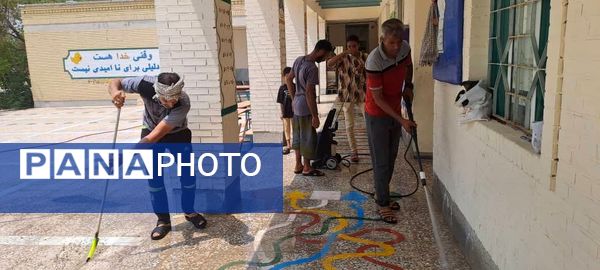 اجرای طرح « شهید عجمیان » الگویی موفق در شاداب‌سازی مدارس فین