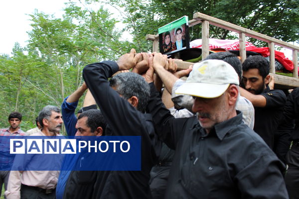 تشییع پیکر مادر شهید حسینعلی جعفری