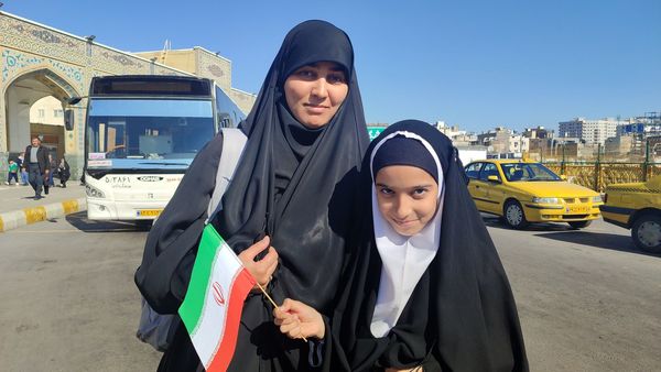 همایش پیاده‌روی مادر دختری به‌مناسبت اعیاد شعبانیه و دهه فجر 