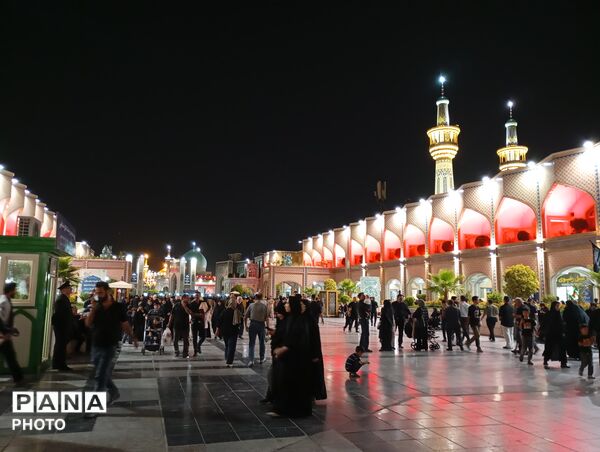 مراسم شام غریبان حضرت اباعبدالله الحسین (ع)در جوار حرم مطهر رضوی