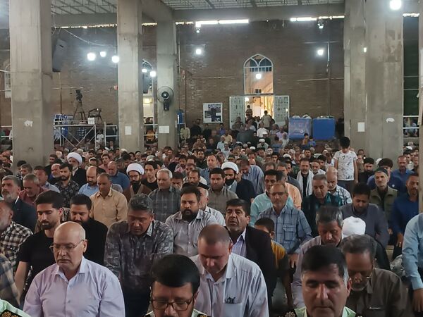 نماز جمعه با حضور پرشور مردم ولایتمدار نیشابور 
