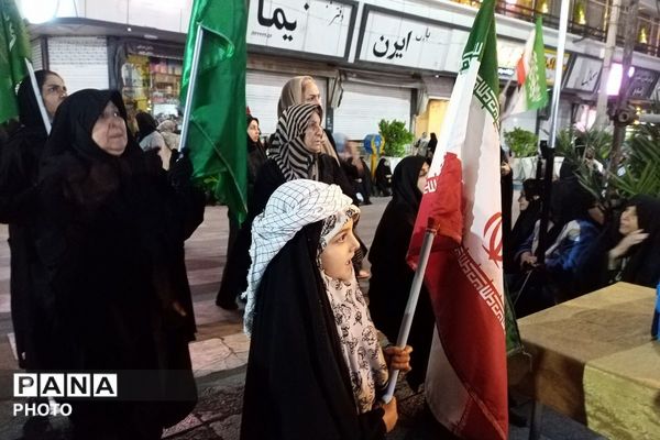 تداوم حضور در خیابان‌ها؛ رمز اتحاد و پیروزی
