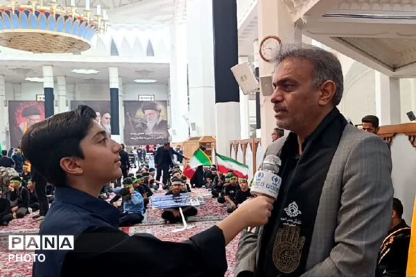 نوجوانان عاشورایی در حرم شاهچراغ(ع) - 1