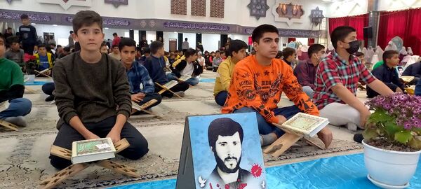 برگزاری بزرگترین محفل انس با قرآن دانش‌آموزی در حسینیه ثارالله یاسوج