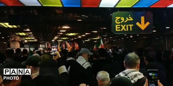ثبت آخرین نگاه‌ها در میان هیاهوی اشک و دعا 