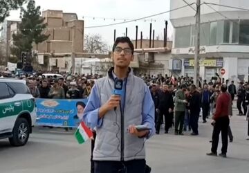 روایتِ میدانیِ خبرنگار دانش‌آموزانِ سرخسی از حماسه یوم‌الله ۲۲ بهمن
