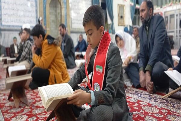 محفل انس با قرآن کریم  در مسجد جامع شهر بار نیشابور 