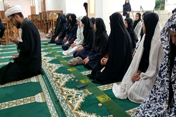 زنگ نماز در روز اول ماه مهر ۱۴۰۴در دبیرستان شهید مجید دهنوی نیشابور 