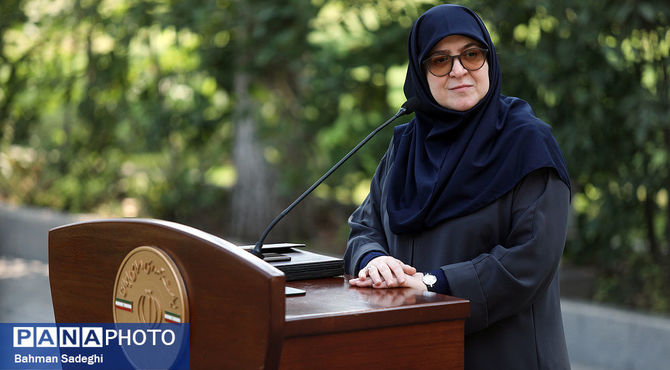 ظرفیت تولید انرژی خورشیدی کشور تا دهه فجر به ۱۱ هزار مگاوات افزایش می‌یابد