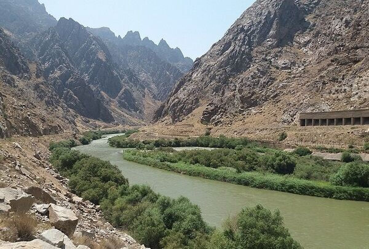 تسریع در پروژه انتقال آب رود ارس به تبریز