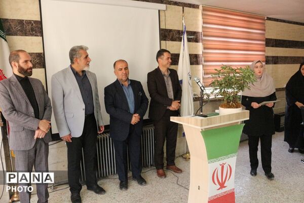 بزرگداشت آموزگاران پایه اول در فیروزکوه