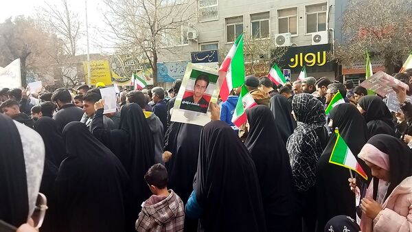 راهپیمایی ۲۲ بهمن نشان دهنده همبستگی و اتحاد مردم ایران 