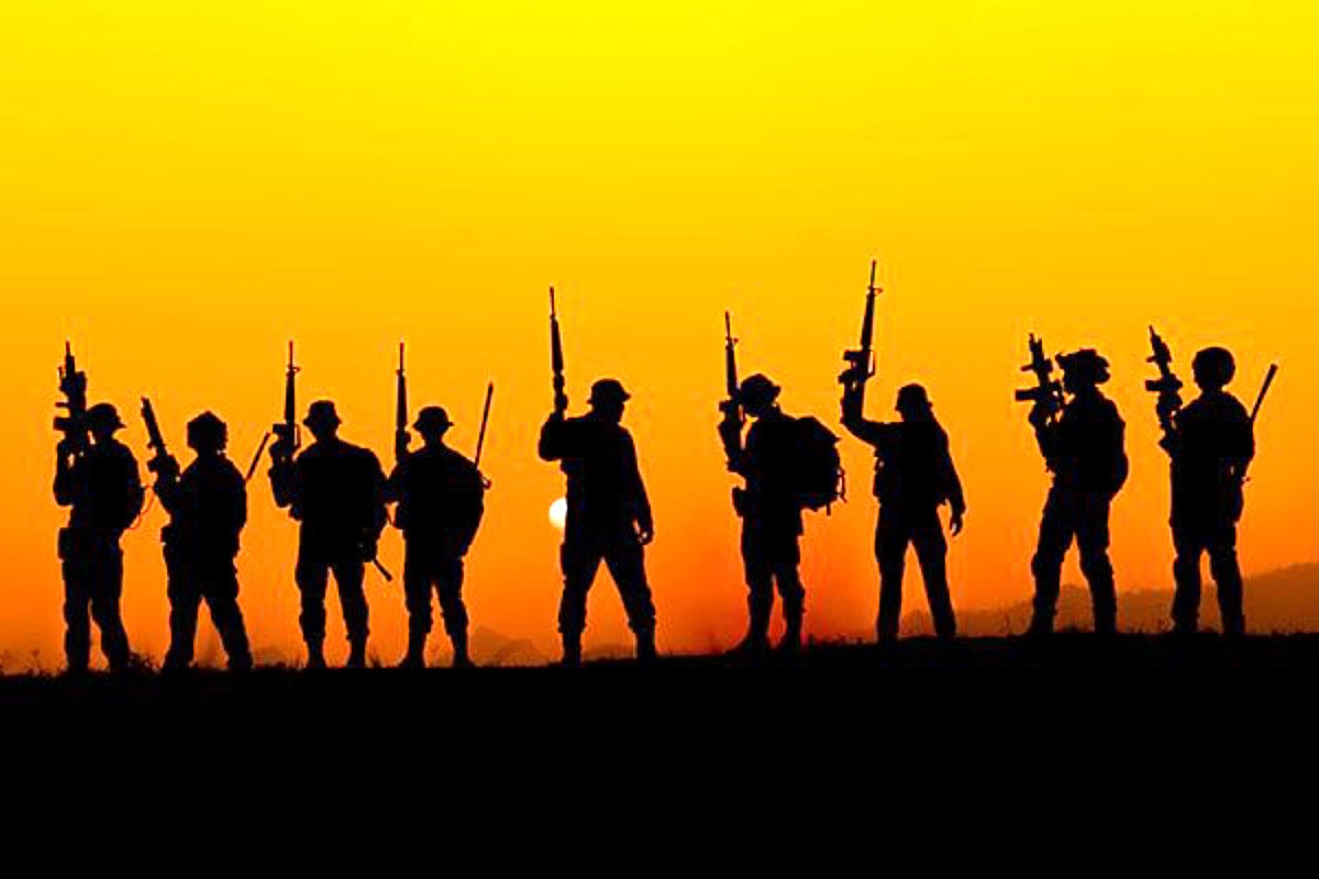 از سنگر تا خانه‌های امن؛ سپاس از سربازان وطن در روزی به نامشان