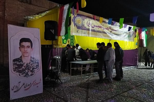 حضور نوجوانان و جوانان در فعالیت موکب امیر المومنین نیشابور 