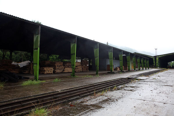 بازدید نماینده دولت و وزیر آموزش و پرورش از پروژه‌های عمرانی شهرستان سوادکوه