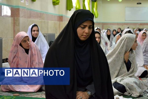 برگزاری مراسم مِهر با مُهر در بهارستان‌۲