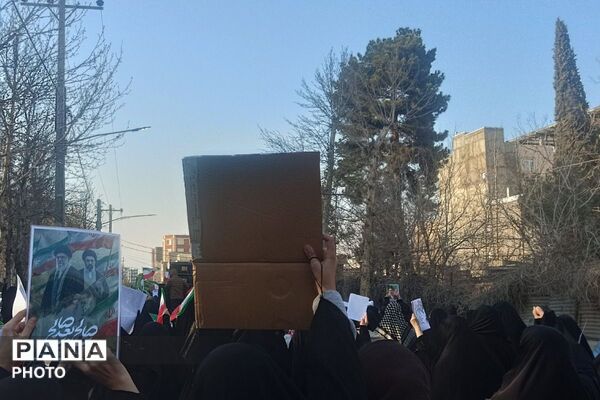 دست خدا بر سر ماست خامنه ای رهبر ماست 