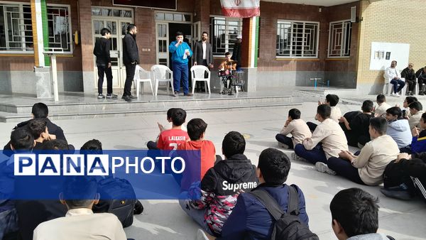 جشن میلاد امام علی (ع) و روز پدر در مدرسه ابوریحان بیرونی 