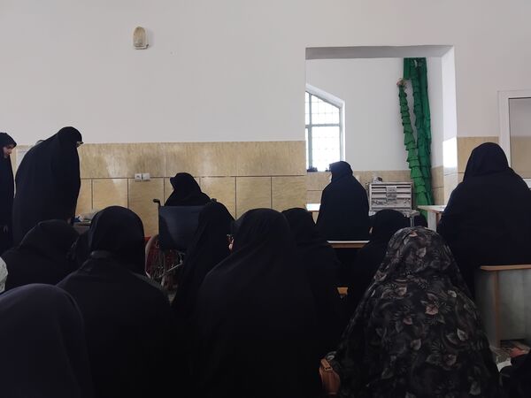 اقامه‌ نماز‌ عیدفطر در شهر وردنجان