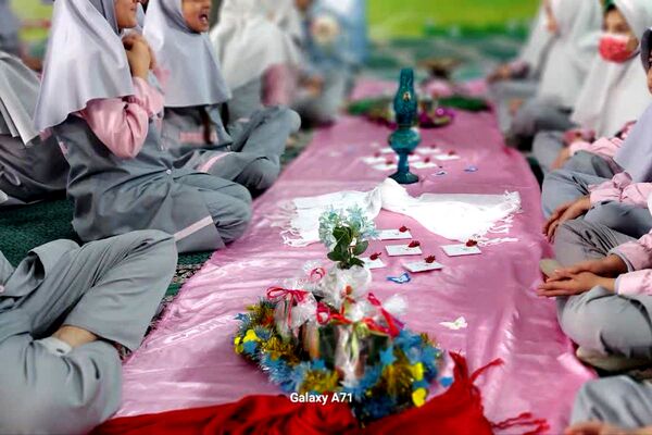 جشن روز مادر در مدارس شهید سرافراز و تربیت اسلامشهر