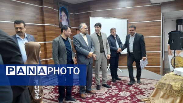 آیین گرامیداشت هفته پژوهش در شهرستان قائمشهر 