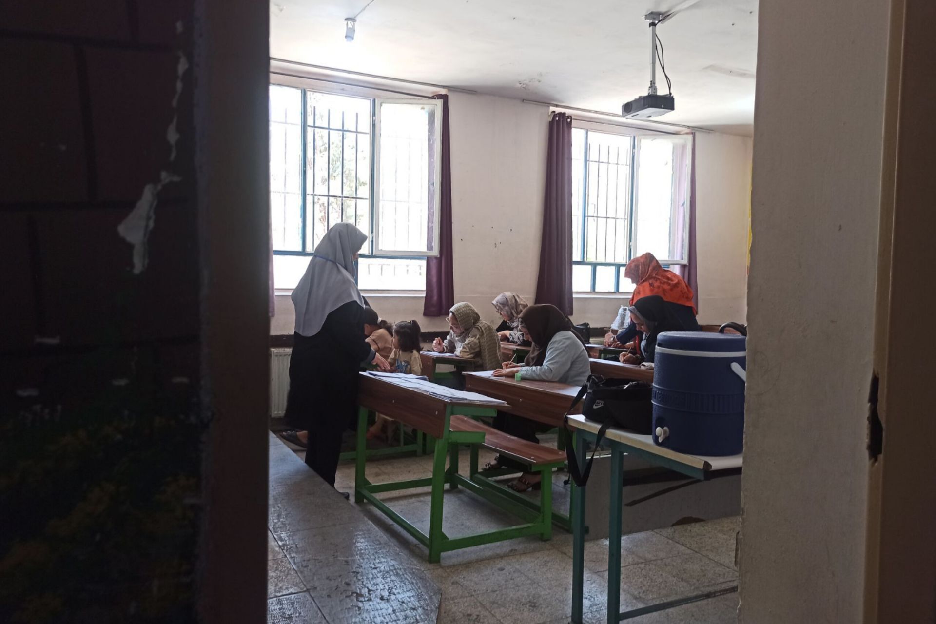 برگزاری امتحانات نهضت سوادآموزی شهرستان رباط‌کریم 