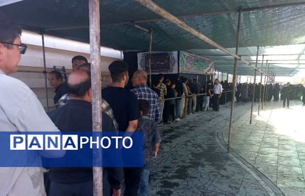 حال و هوای حرم مطهر رضوی در روز شهادت امام رضا(ع)