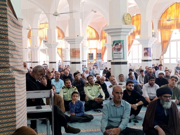 نماز عبادی سیاسی جمعه به امامت امام جمعه موقت شهرستان خلیل آباد