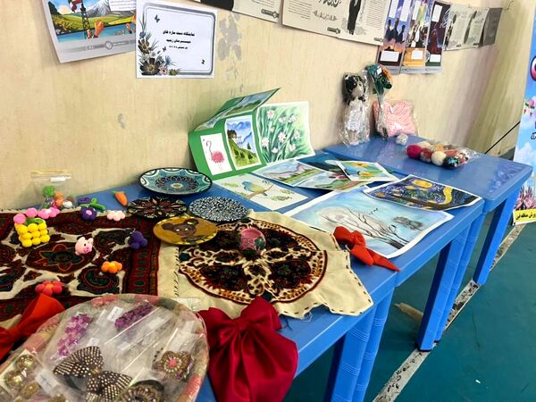 حضور پرشور دانش‌آموزان فین در جشن ۲۲ بهمن