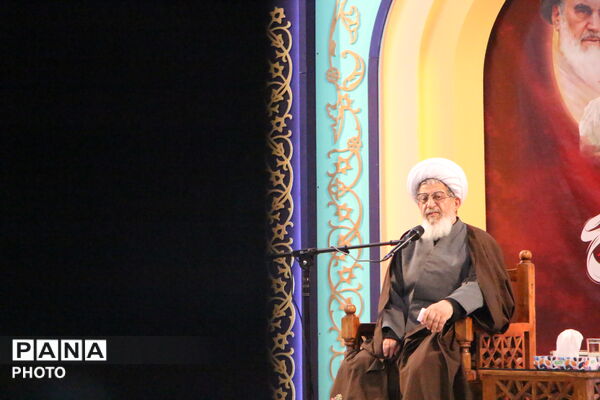 وداع با با ماه مهمانی خدا در امامزاده سید جعفر محمد یزد 