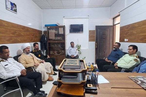 بازدید امام جمعه و فرمانده انتظامی شهرستان فهرج از پلیس‌راه فهرج–زاهدان به مناسبت هفته فراجا
