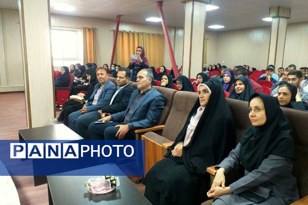 برگزاری دوره توانمند سازی سربازمعلمان و طلاب وظیفه قطب ۳ به میزبانی ملارد