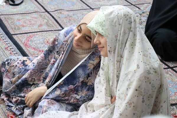 روایتی از آرامش؛ اعتکاف رجبیه دختران نوجوان مسجد امیرالمؤمنین(ع)